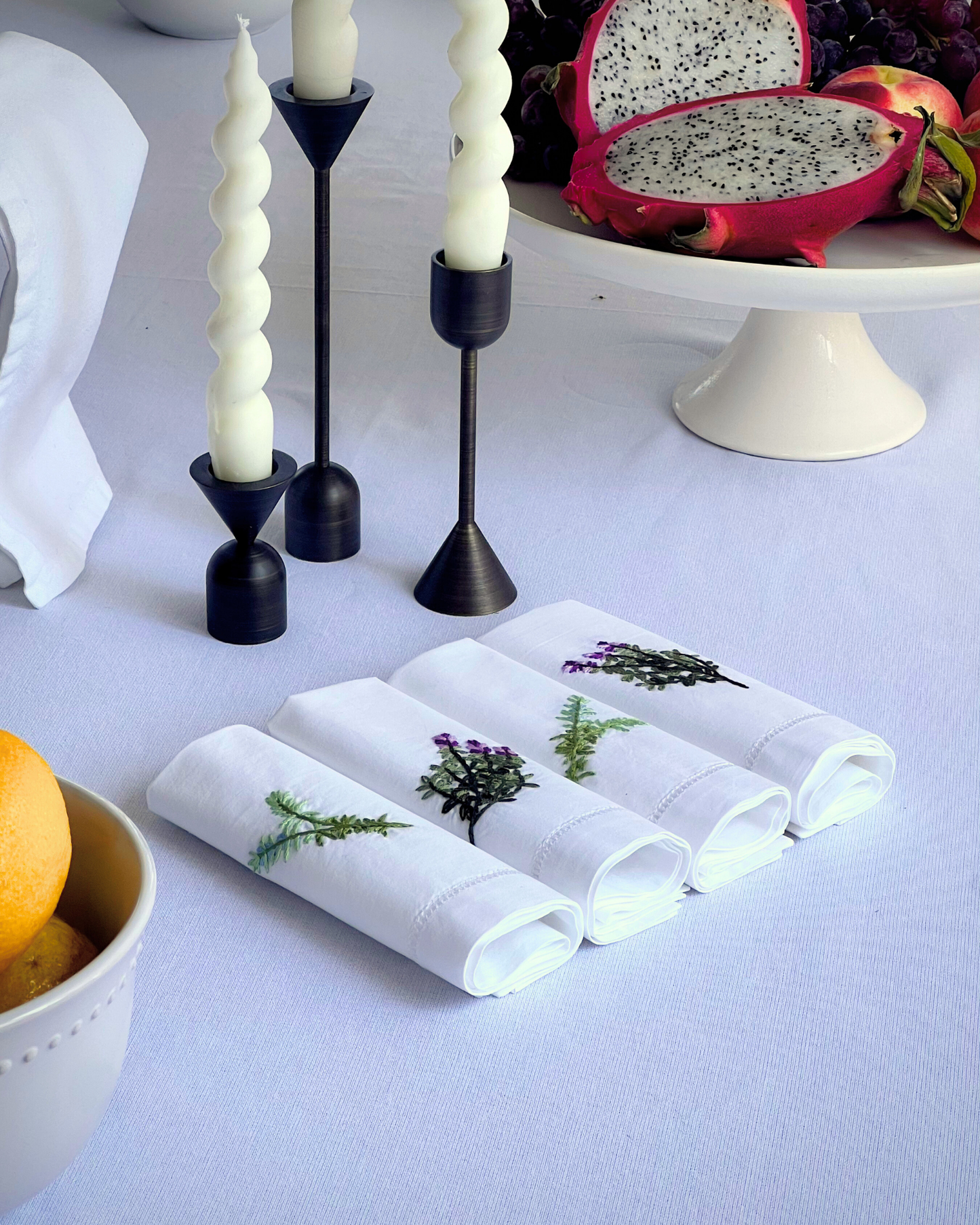 Flora Embroidered Napkin Set