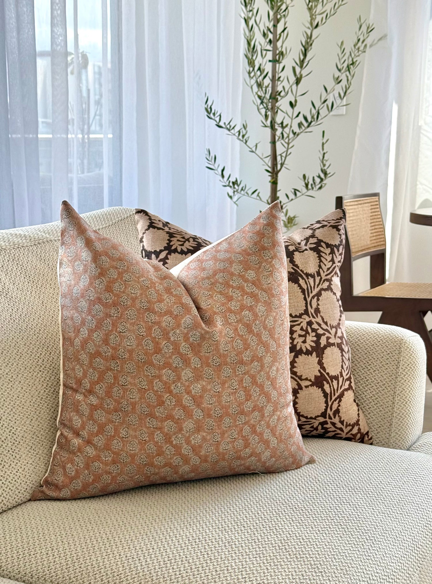 Tuscan Charm Cushion Cover