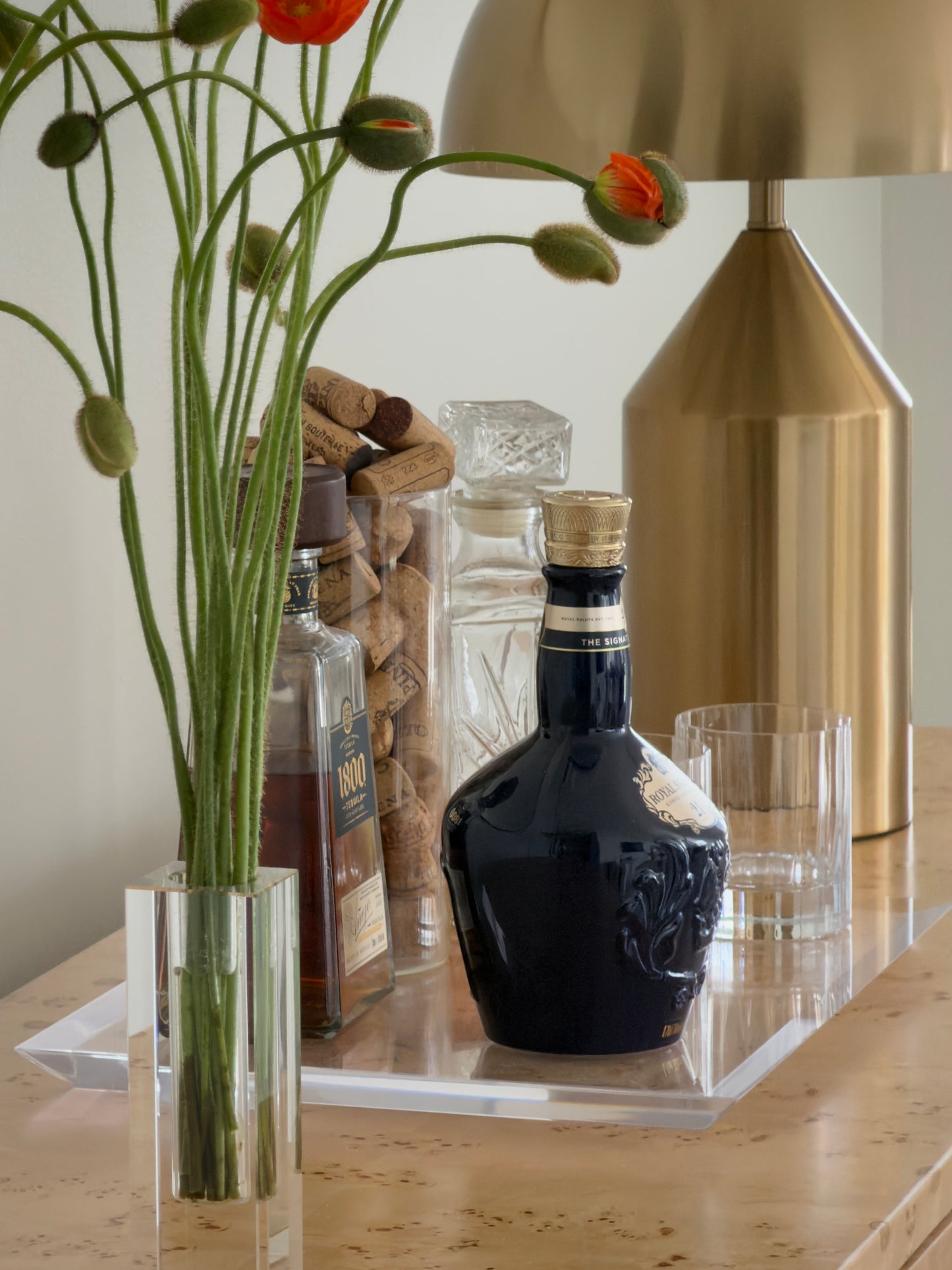 Diamond-Cut Acrylic Tray