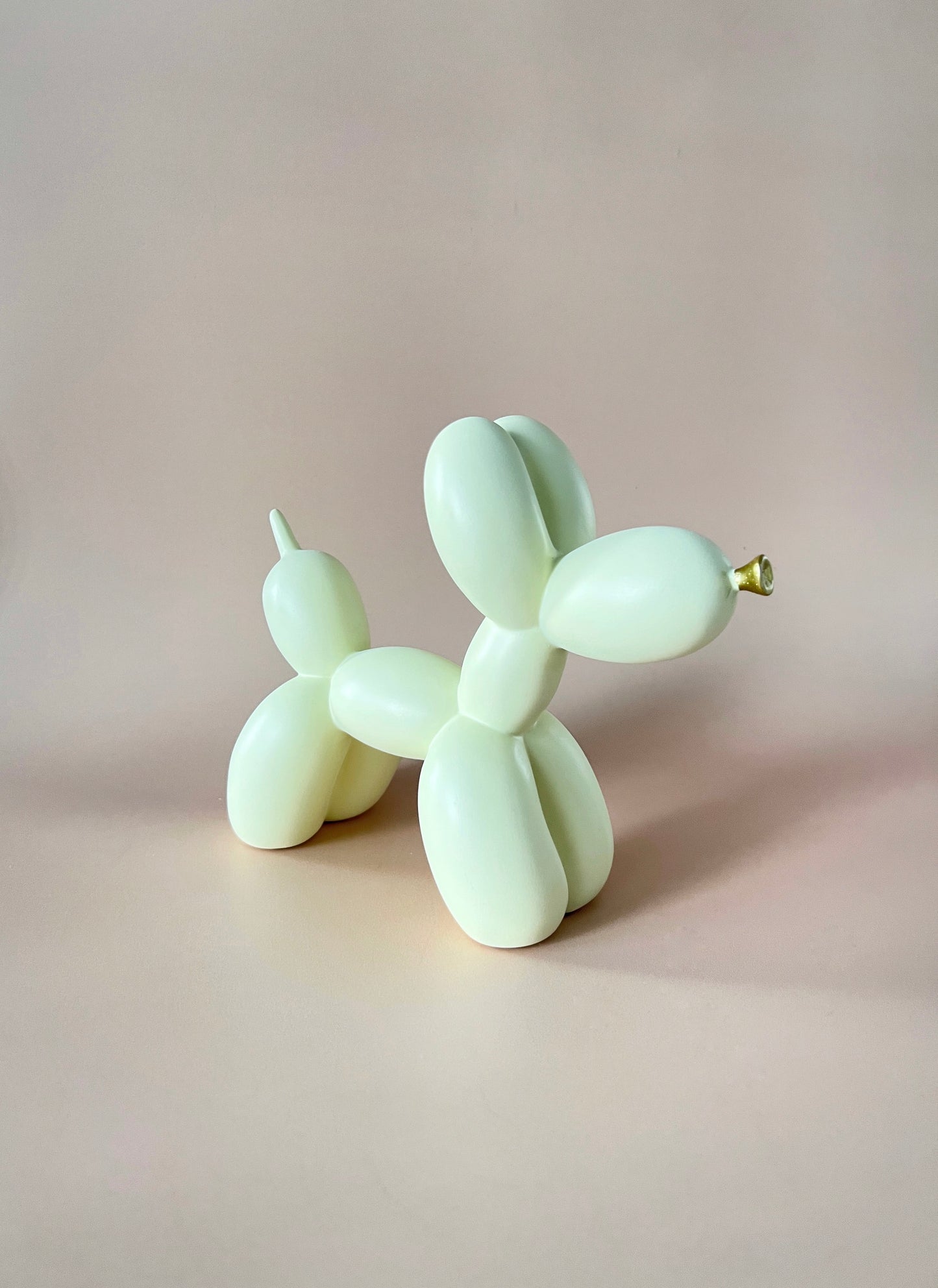 Balloon Dog - Light Yellow