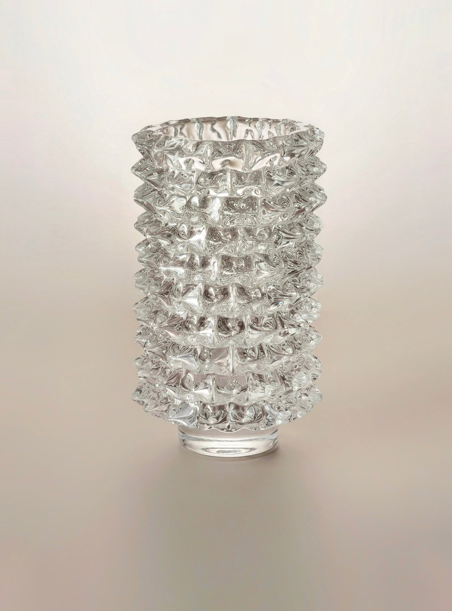 Rostrato Vase