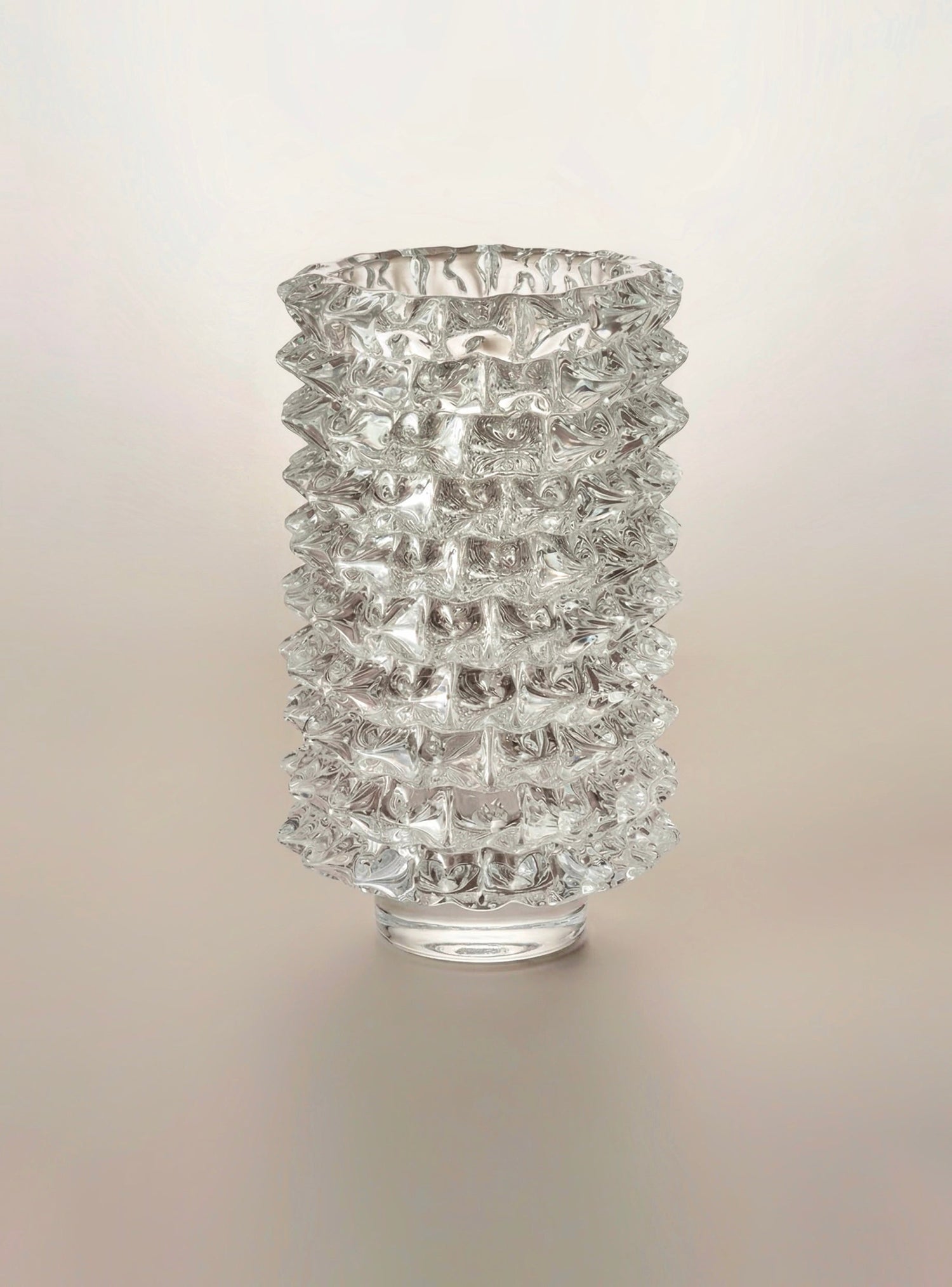 Rostrato Vase
