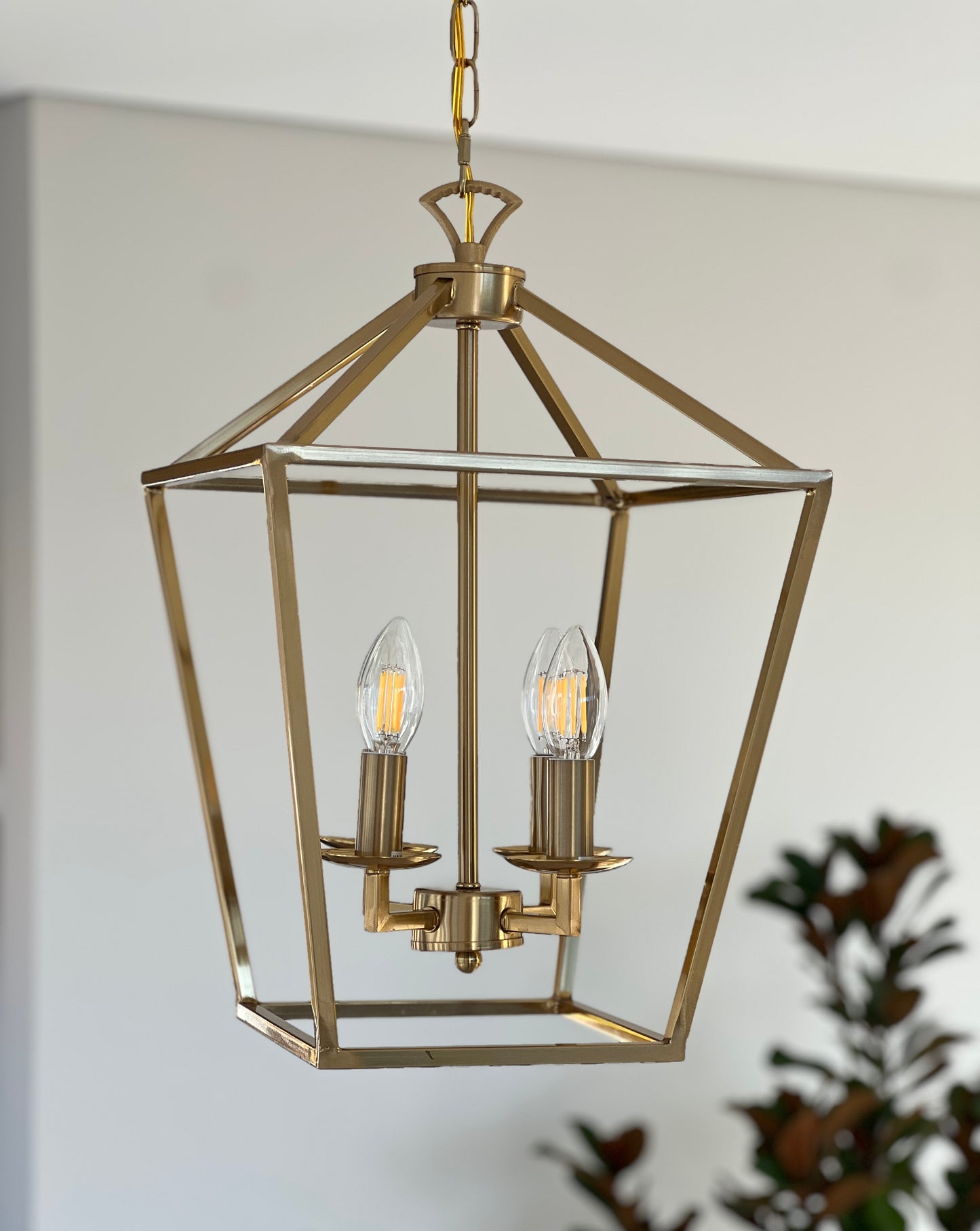 Lanterne Pendant Light