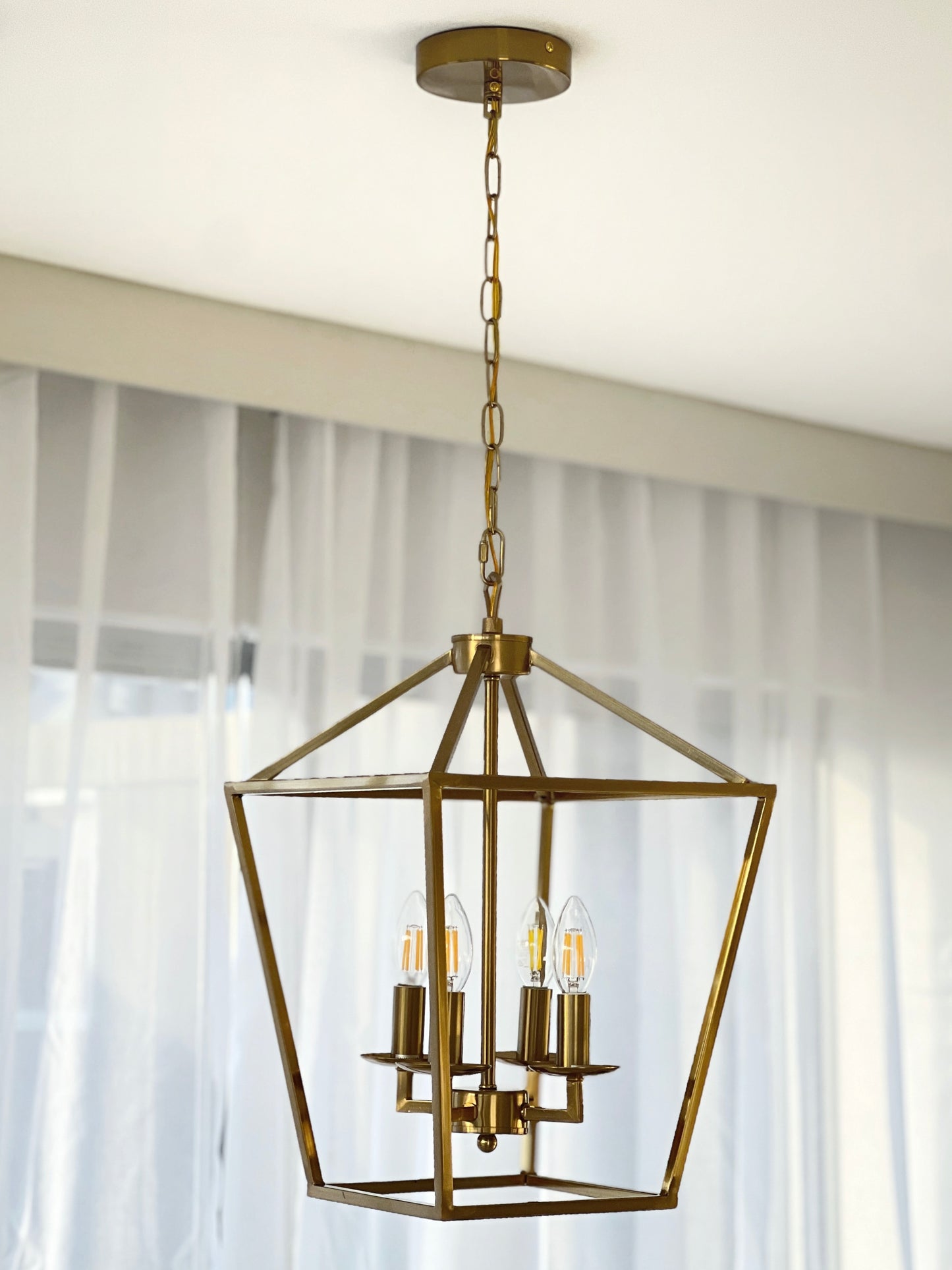 Lanterne Pendant Light