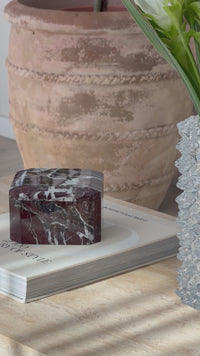 Rostrato Vase
